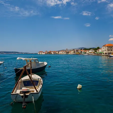 Antonio On The Seafront With Garden Kaštela