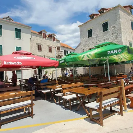 Apartment Antonio On The Seafront With Garden *